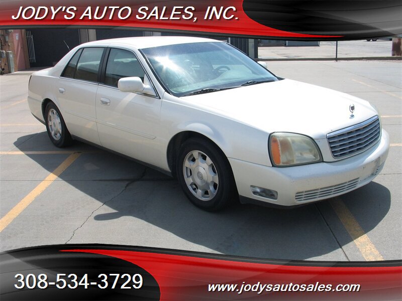 Used 2002 Cadillac De Ville image 1