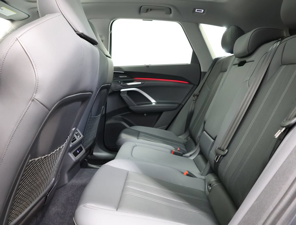 Used 2025 Audi Q5 Premium Plus w/ Premium Plus AWD/4WD image 27
