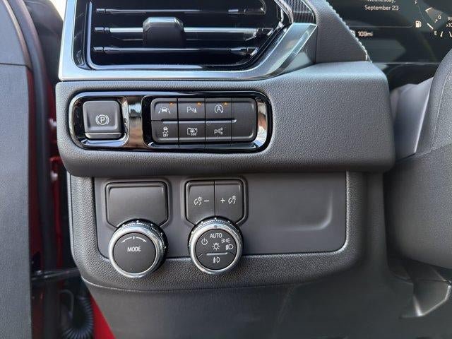New 2026 GMC Yukon XL Elevation RWD image 32