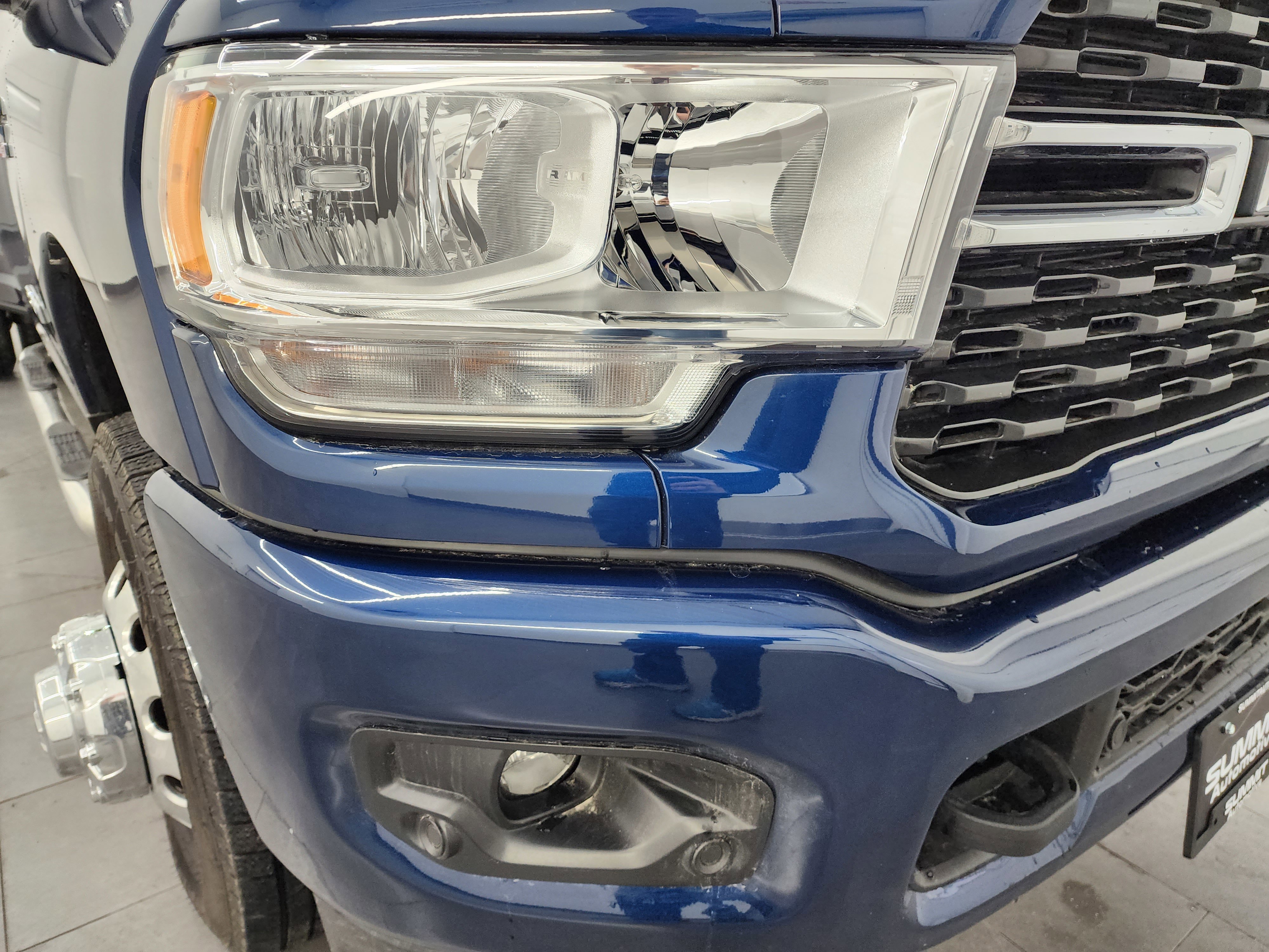 Used 2024 RAM 3500 Big Horn w/ Sport Appearance Package image 22