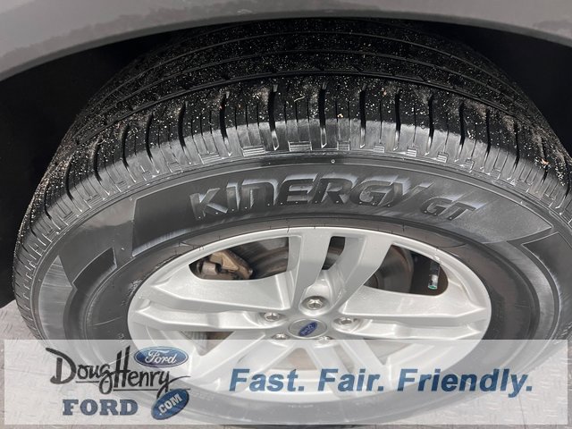 Used 2023 Ford Explorer XLT w/ Equipment Group 202A image 14