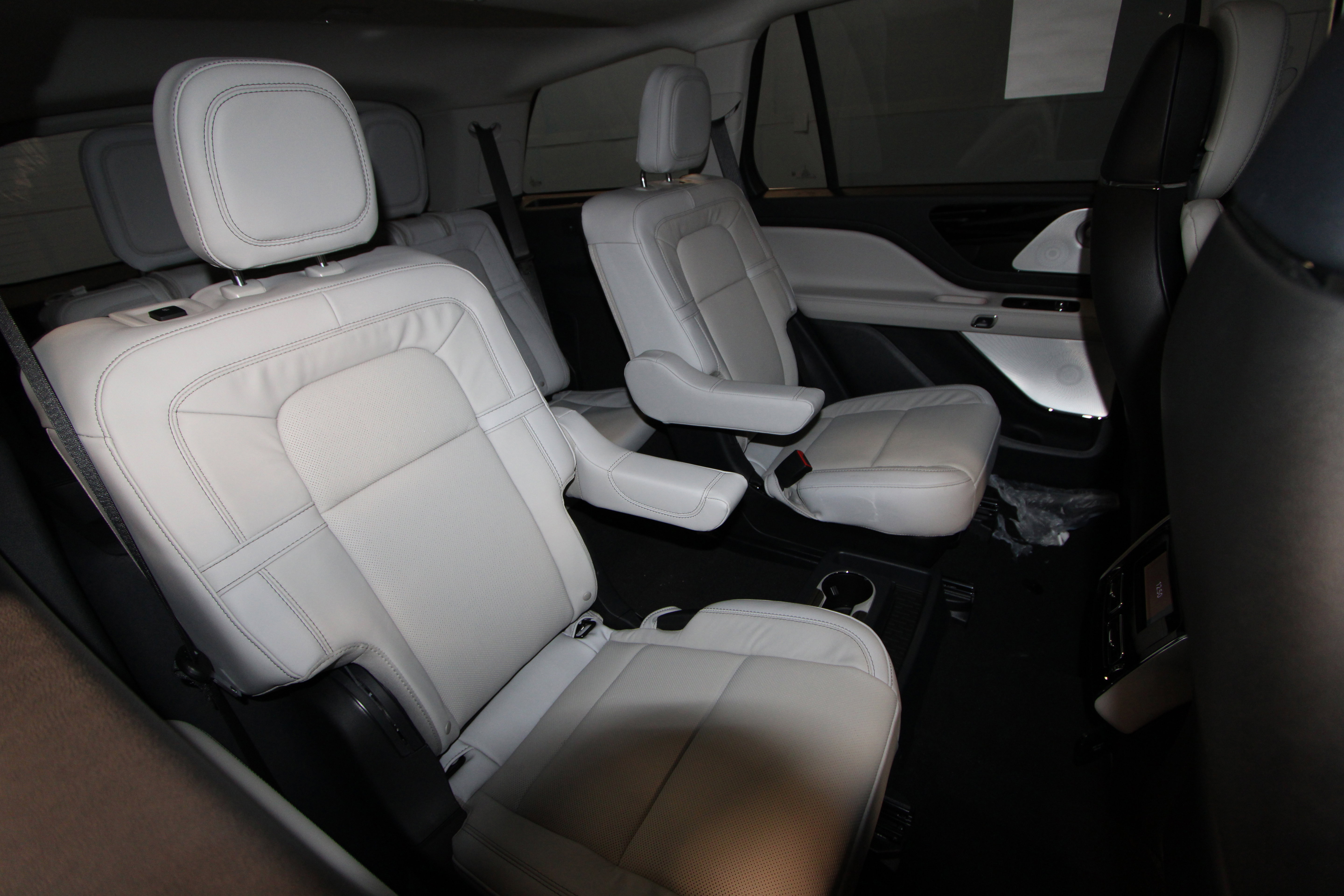 New 2026 Lincoln Aviator Reserve image 25