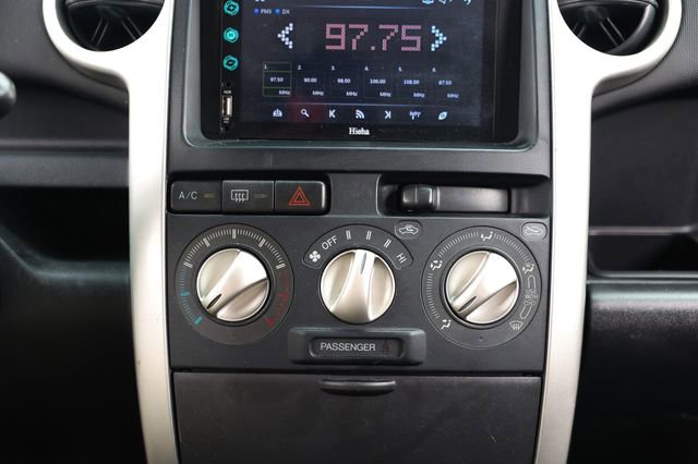 Used 2004 Scion xB FWD image 33