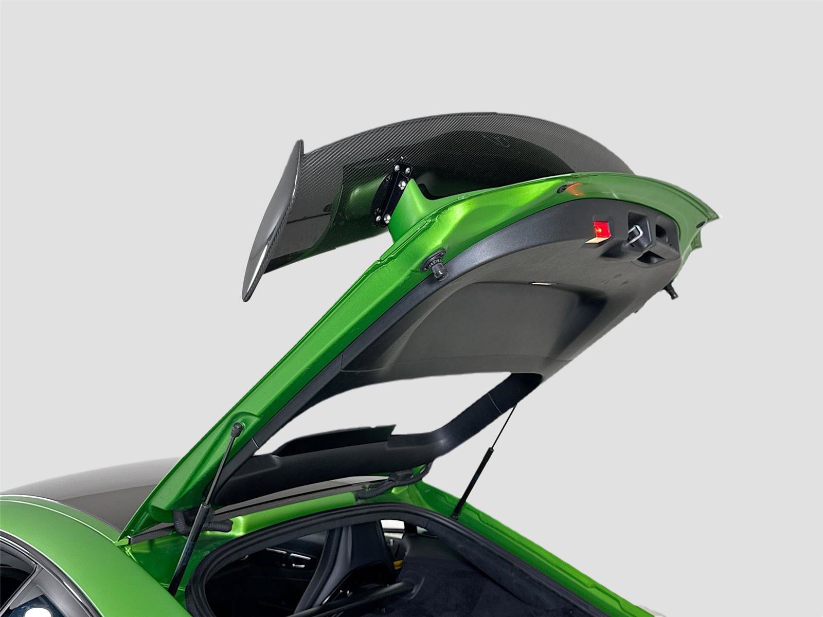 Used 2020 Mercedes-Benz AMG GT R image 27