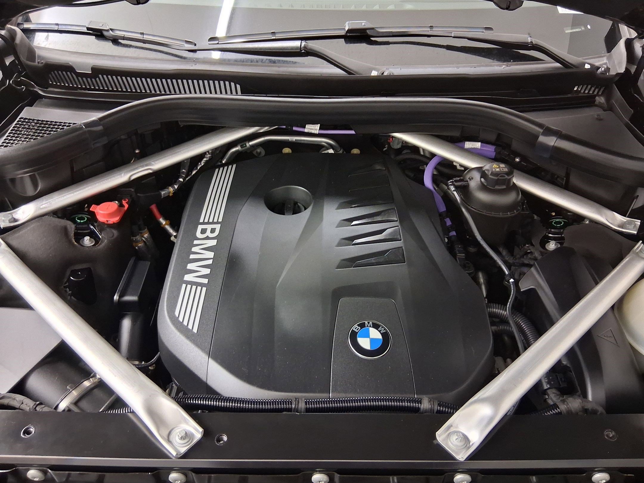 Used 2023 BMW X7 xDrive40i w/ M Sport Package image 34