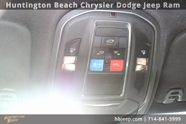 Used 2022 Jeep Wagoneer Series III image 32