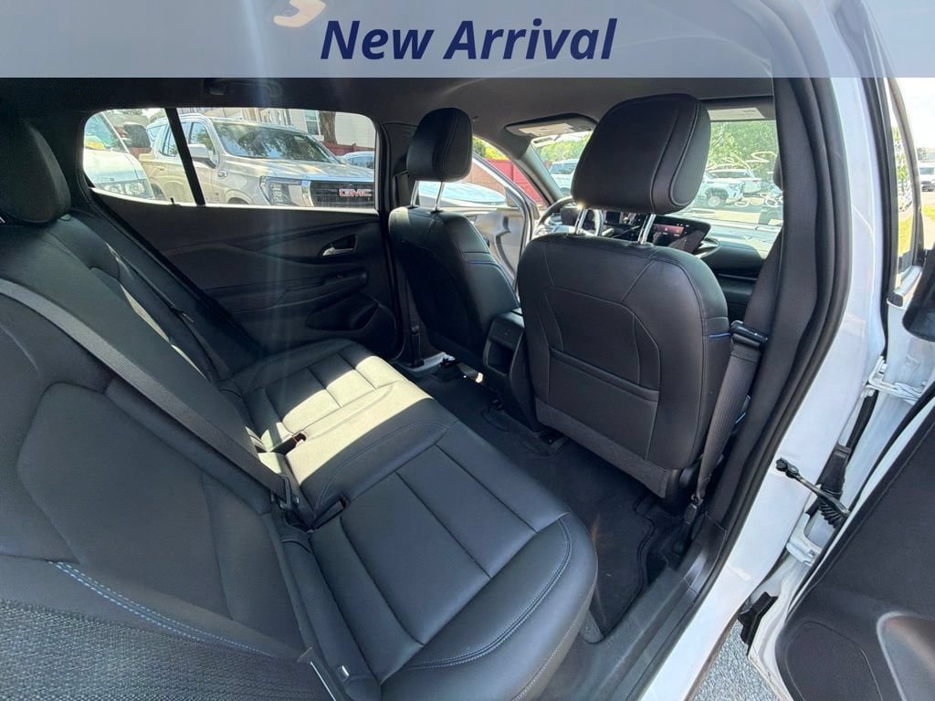 Certified 2024 Buick Envista Sport Touring w/ Convenience I Package FWD image 6