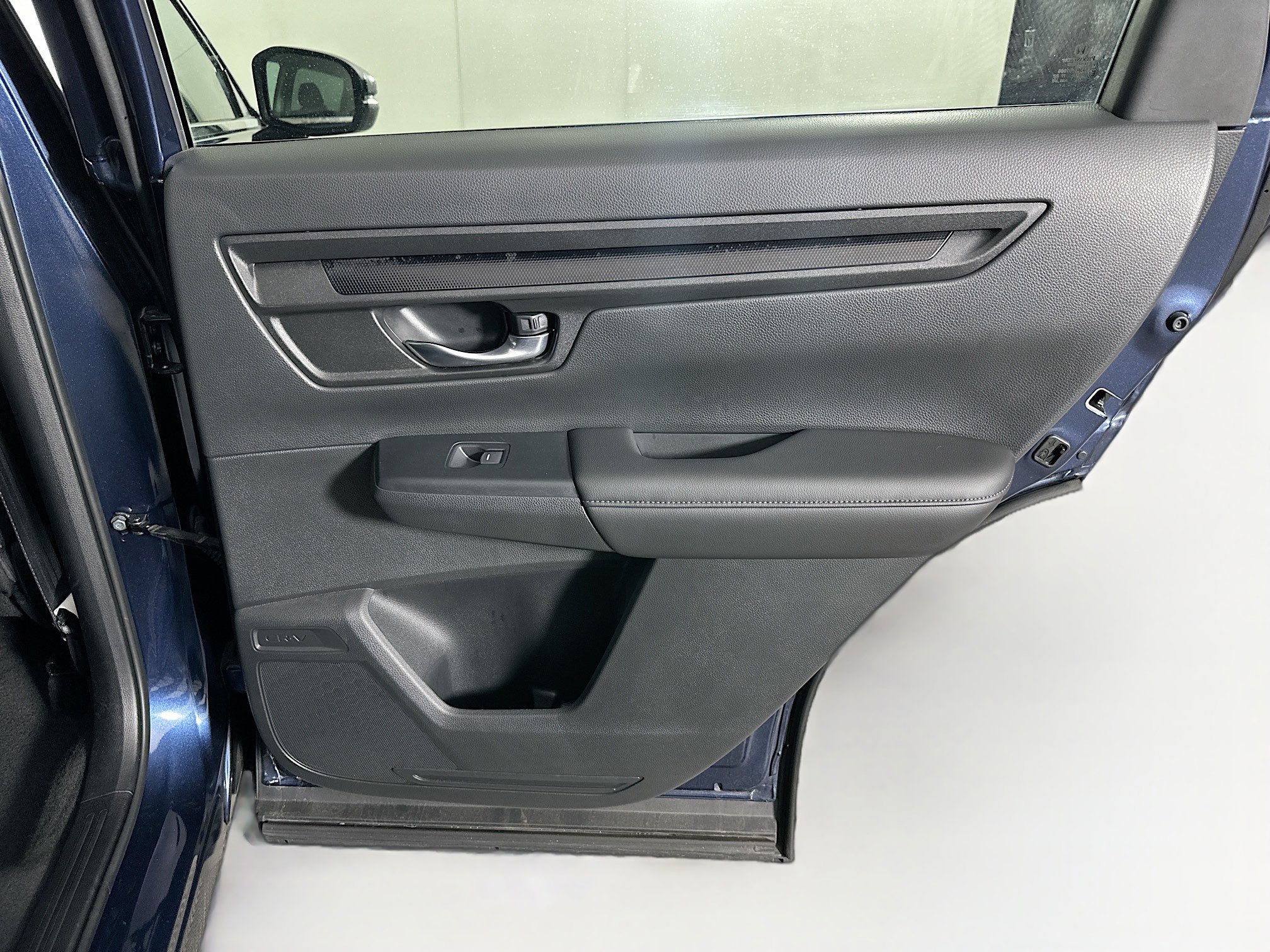 Used 2025 Honda CR-V LX image 26