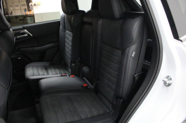 New 2026 Mitsubishi Outlander Trail Edition image 25