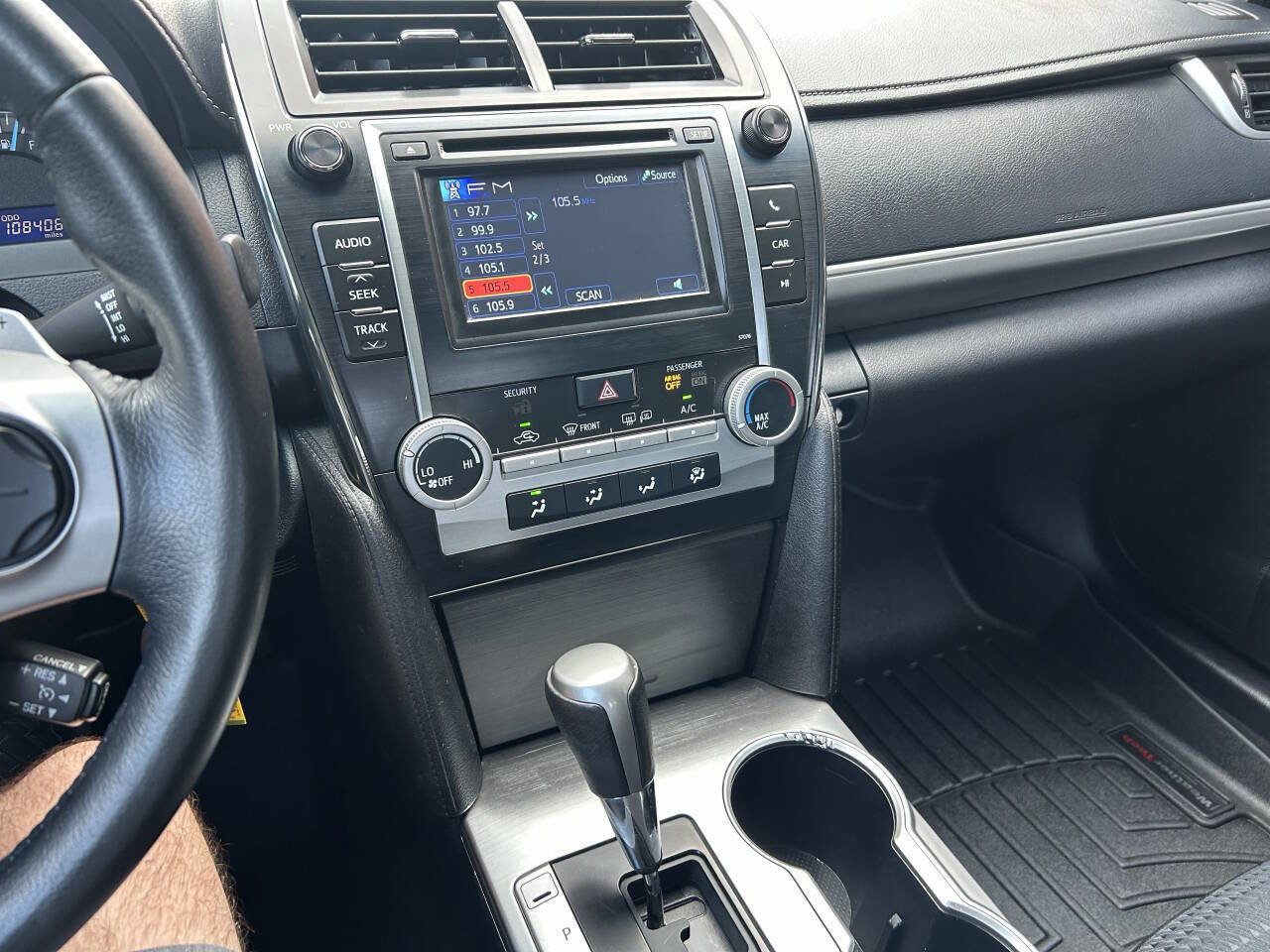 Used 2013 Toyota Camry SE image 22