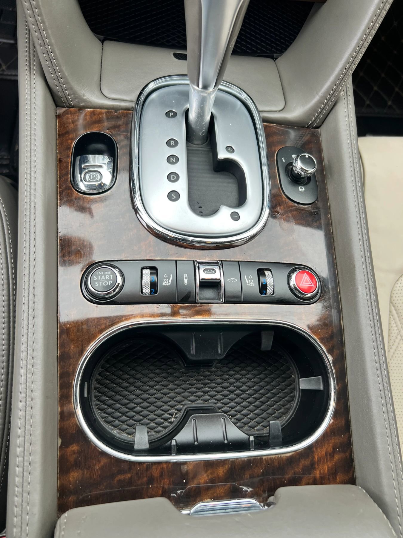 Used 2013 Bentley Continental GT image 16