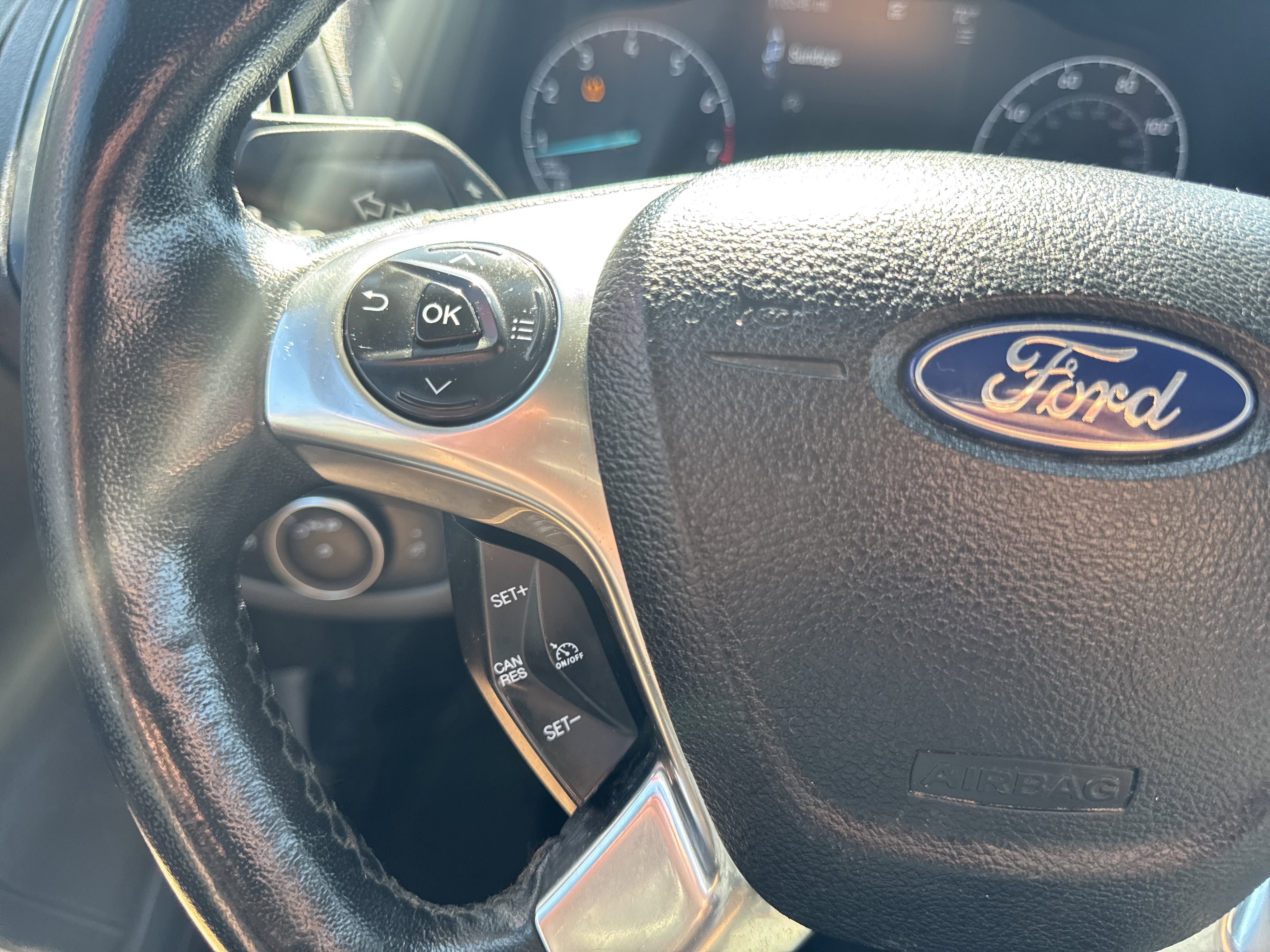 Used 2019 Ford Transit Connect XL image 18