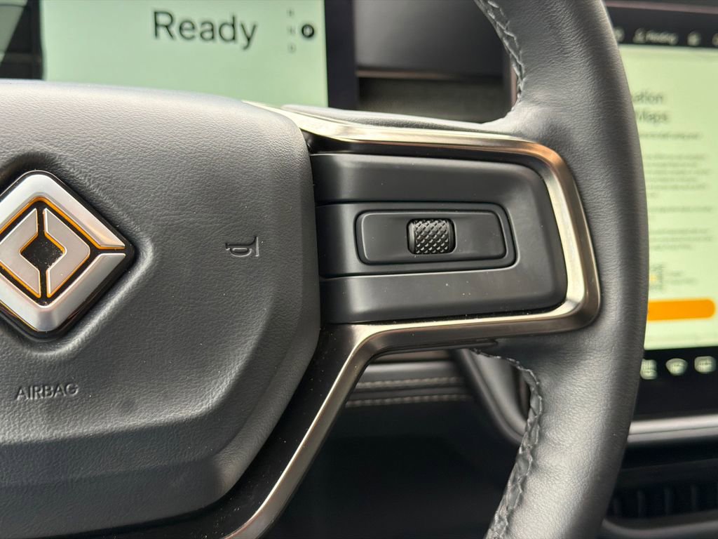 Used 2023 Rivian R1S Adventure AWD/4WD image 24