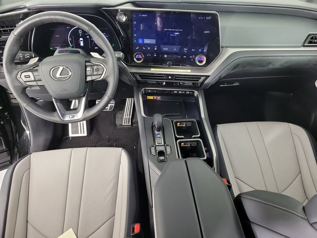 Used 2026 Lexus TX 500h AWD w/ Technology Package image 14
