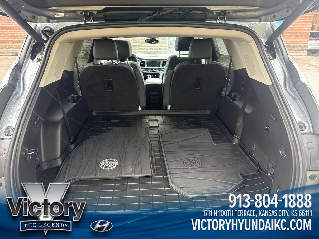 Used 2021 Buick Enclave Premium w/ Sun and Sites Package AWD/4WD image 17