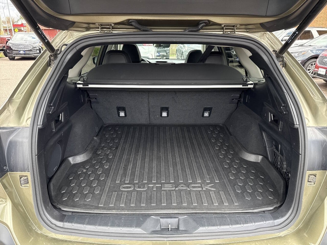 Used 2023 Subaru Outback Limited AWD/4WD image 15