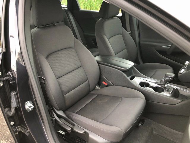 Used 2023 Chevrolet Malibu LT image 16