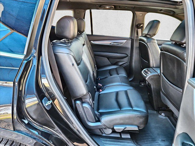 Used 2024 Cadillac XT6 Luxury w/ LPO, Floor Liner Package FWD image 22