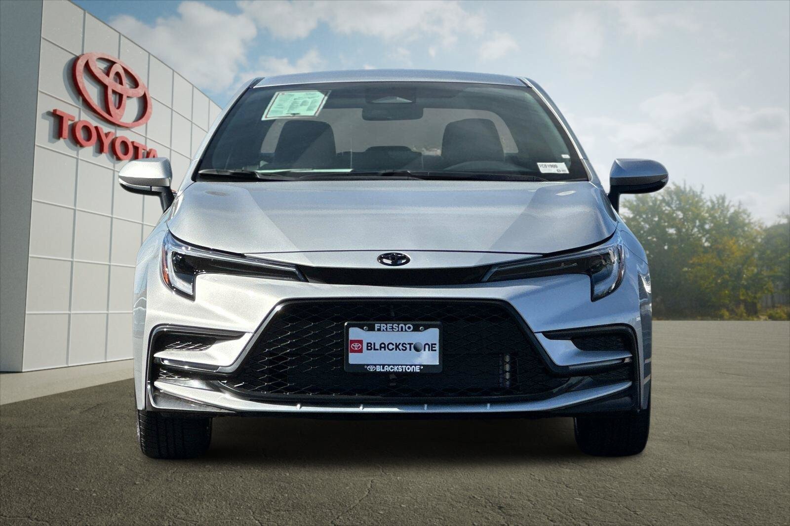 Certified 2026 Toyota Corolla SE w/ SE Package FWD image 8