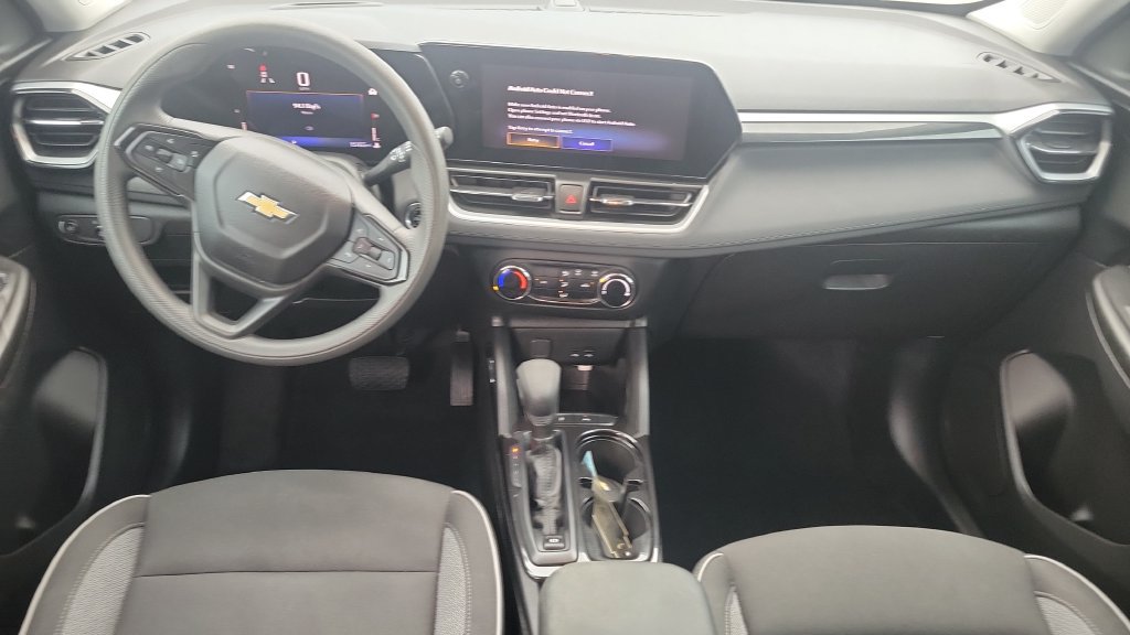 Used 2024 Chevrolet TrailBlazer LS FWD image 11