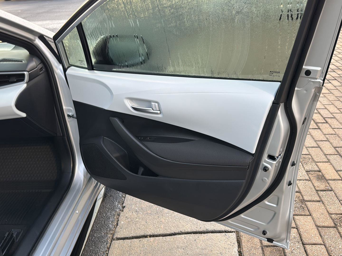 New 2026 Toyota Corolla SE image 12