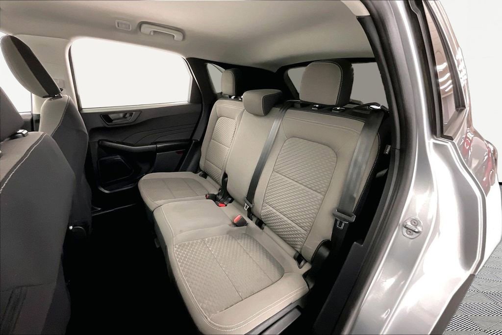 Used 2022 Ford Escape SE image 20