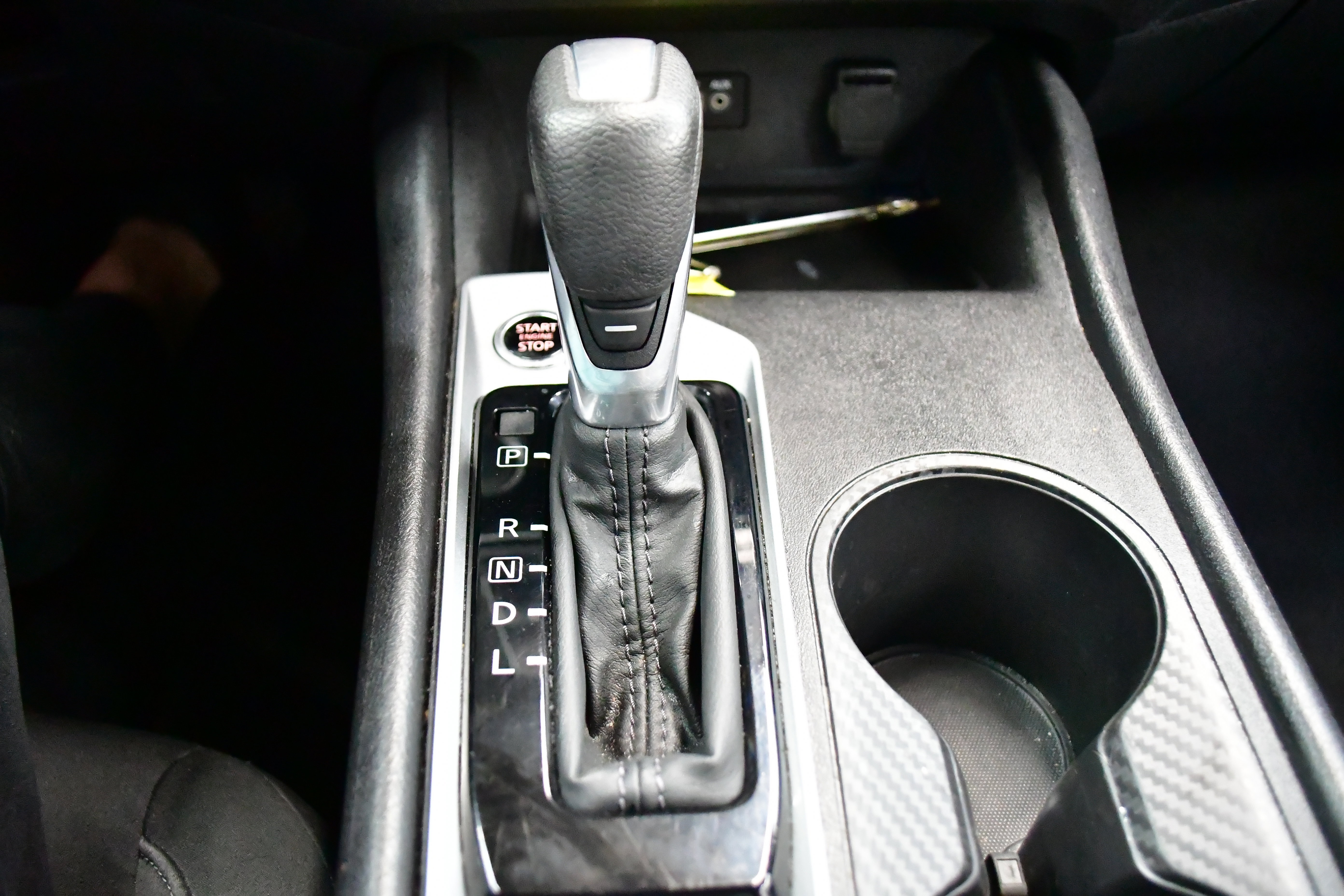 Used 2025 Nissan Altima 2.5 SV FWD image 29