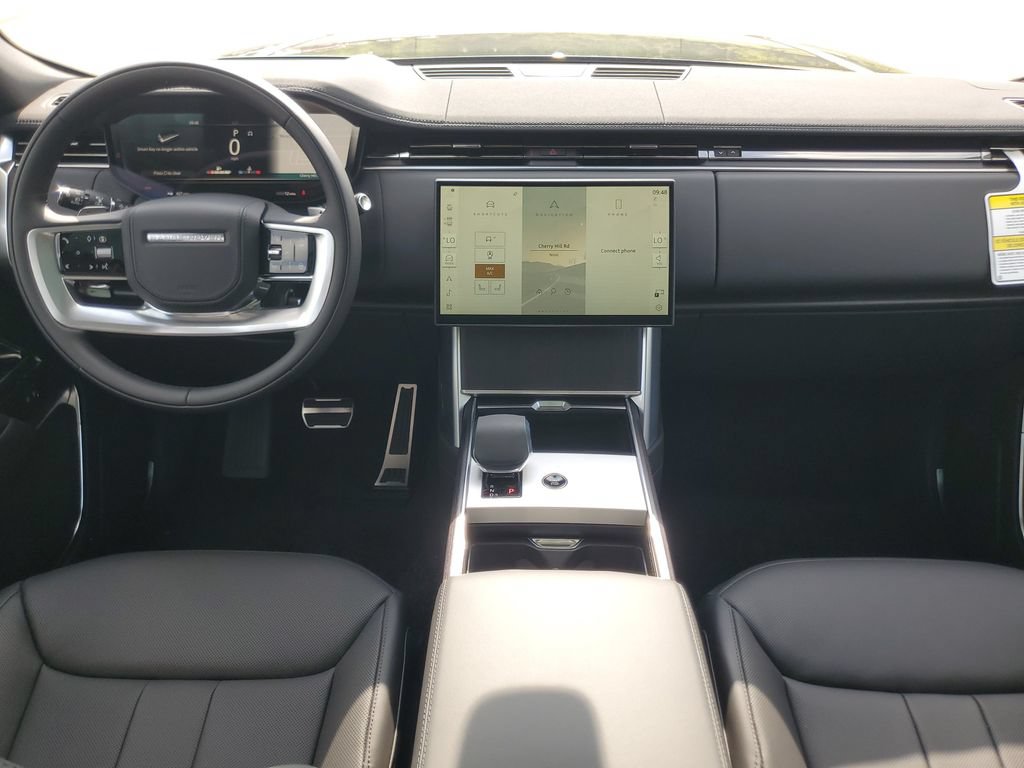 New 2026 Land Rover Range Rover Long Wheelbase SE AWD/4WD image 24