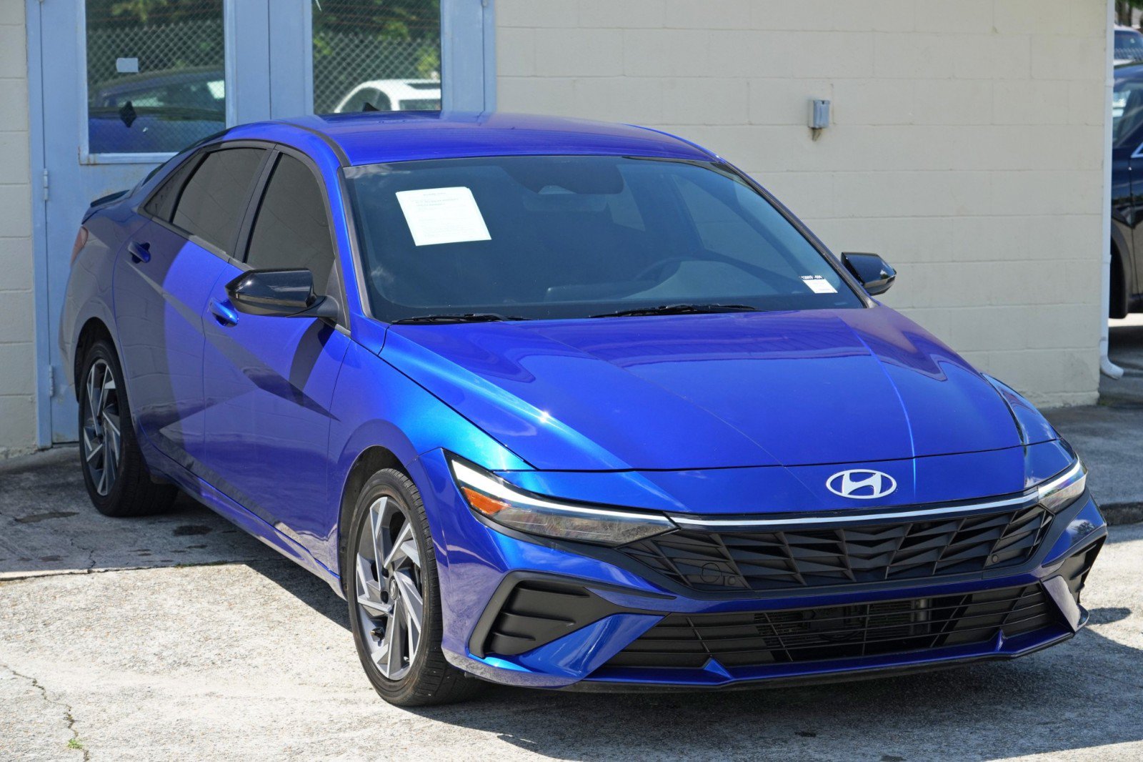 Used 2025 Hyundai Elantra SEL FWD image 50