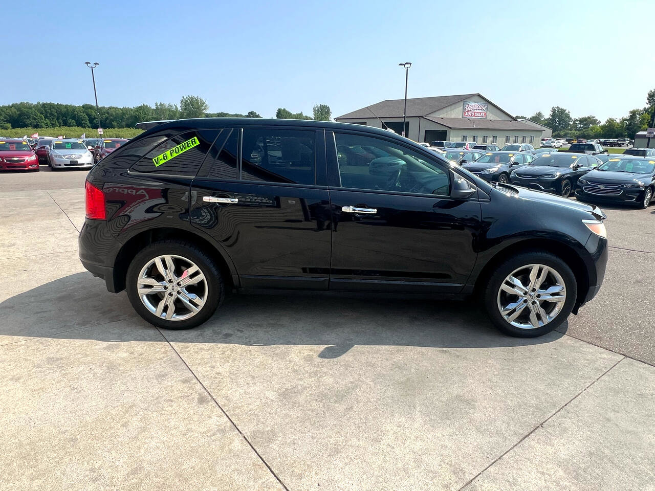 Used 2011 Ford Edge SEL w/ Canadian Comfort Pkg image 4