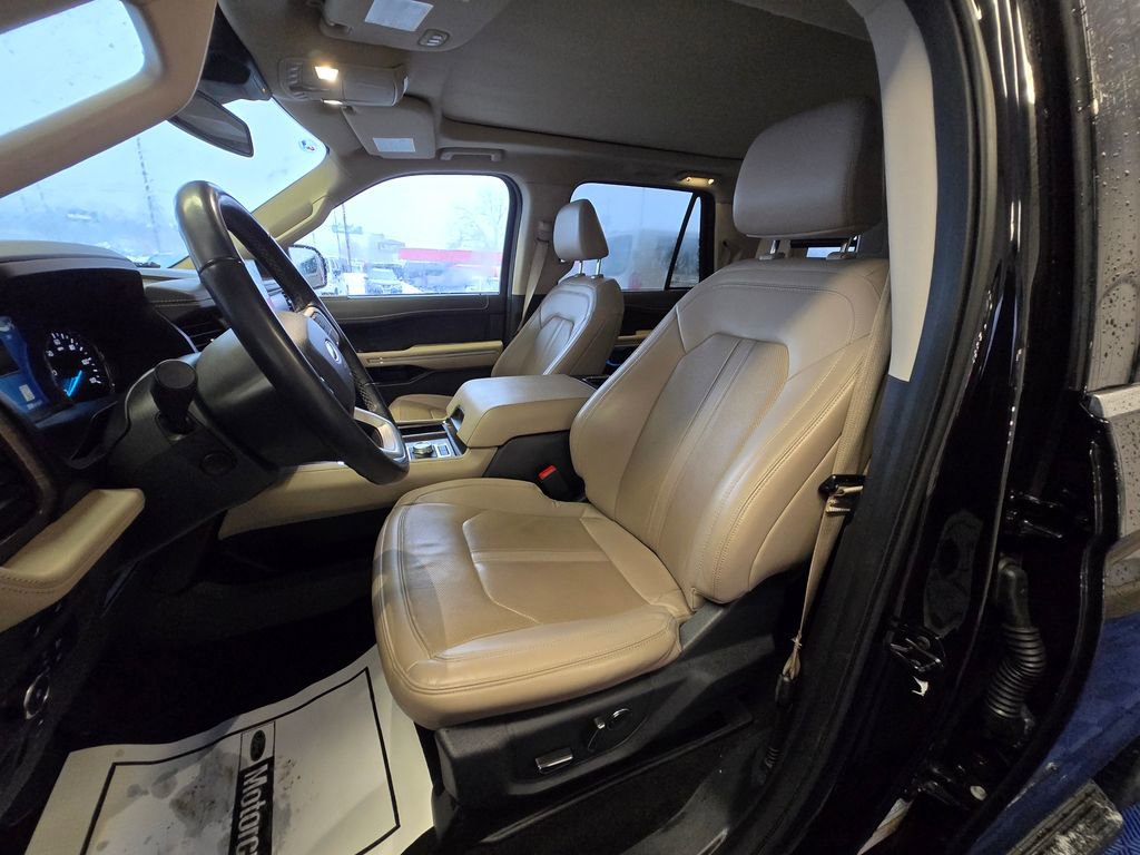 Used 2024 Ford Expedition Limited image 10