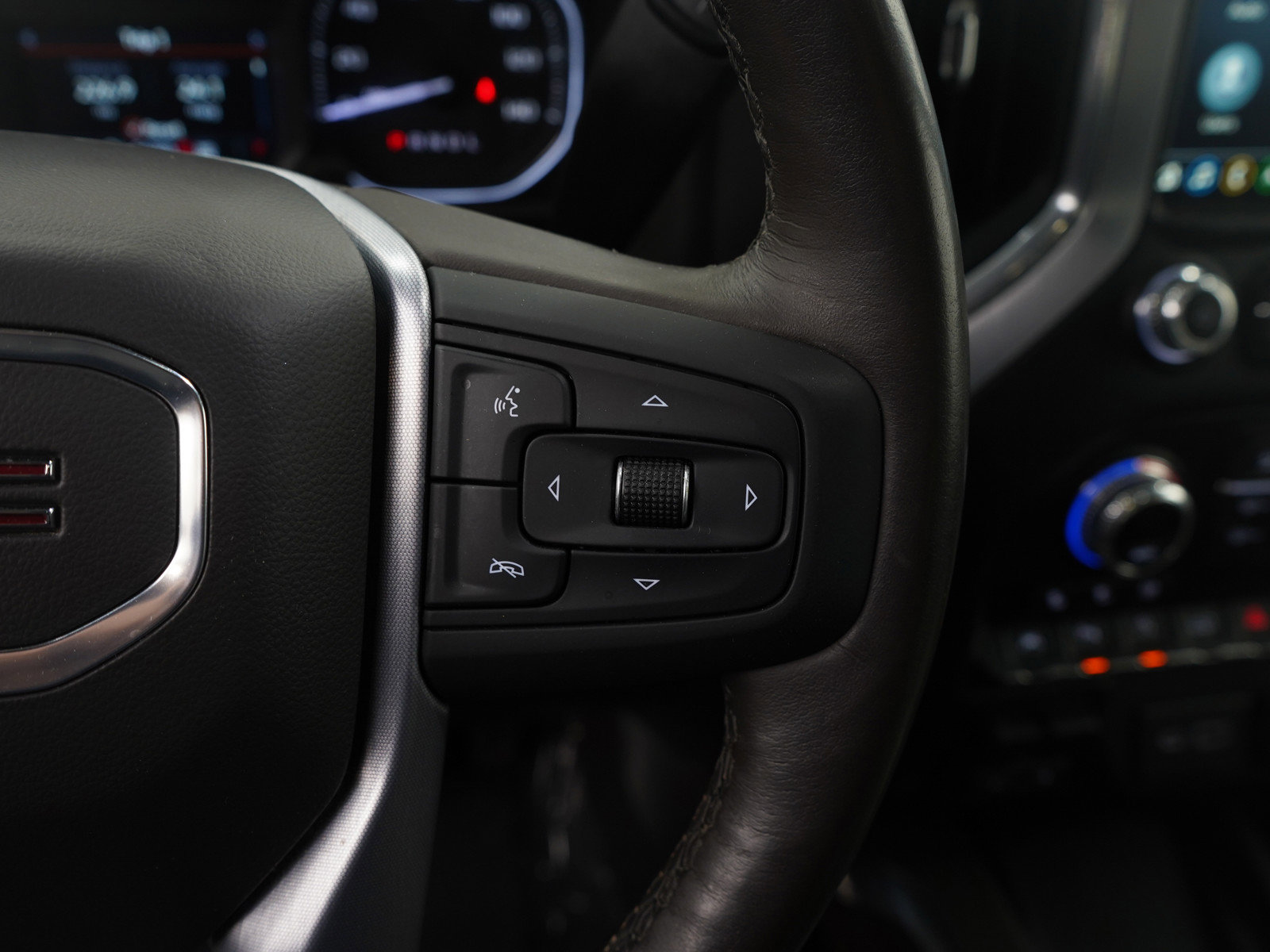 Used 2021 GMC Sierra 1500 SLT w/ SLT Premium Plus Package image 18