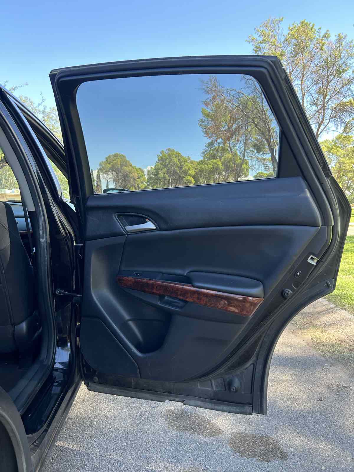 Used 2012 Honda Crosstour EX image 25