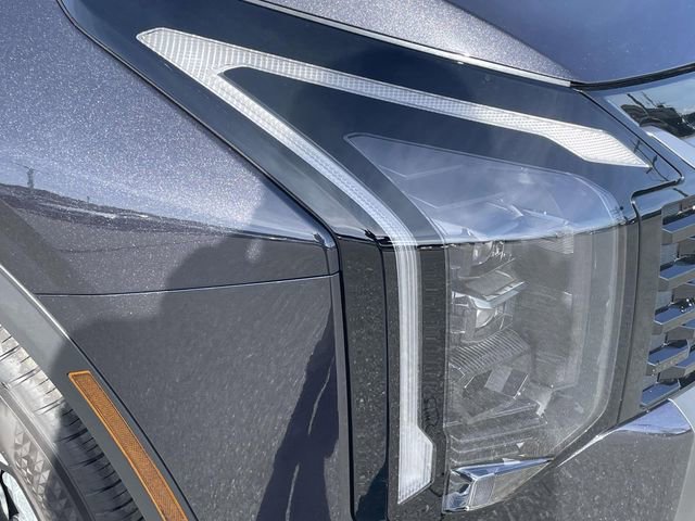Certified 2026 Kia Sportage EX FWD image 12