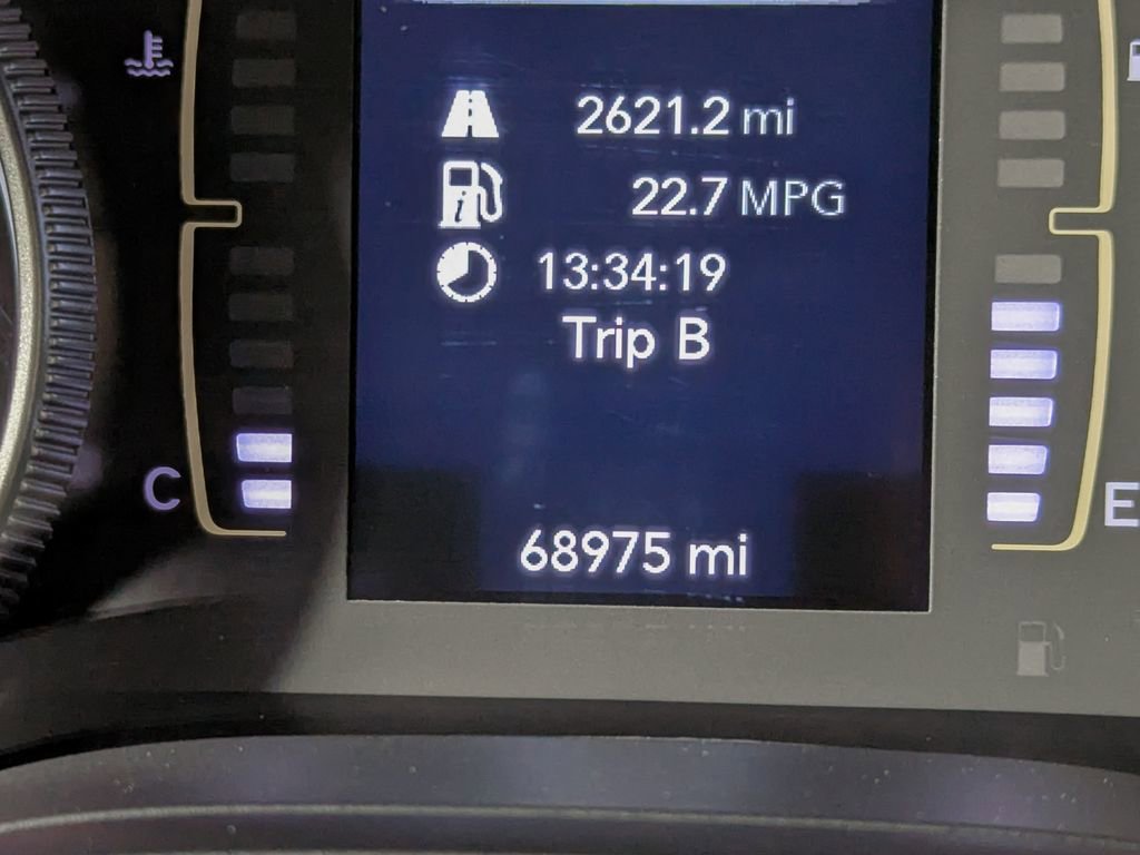 Used 2020 Jeep Cherokee Latitude Plus image 28