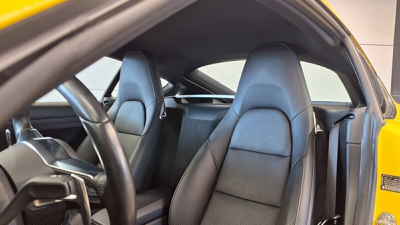 Certified 2019 Porsche 718 Cayman RWD image 13