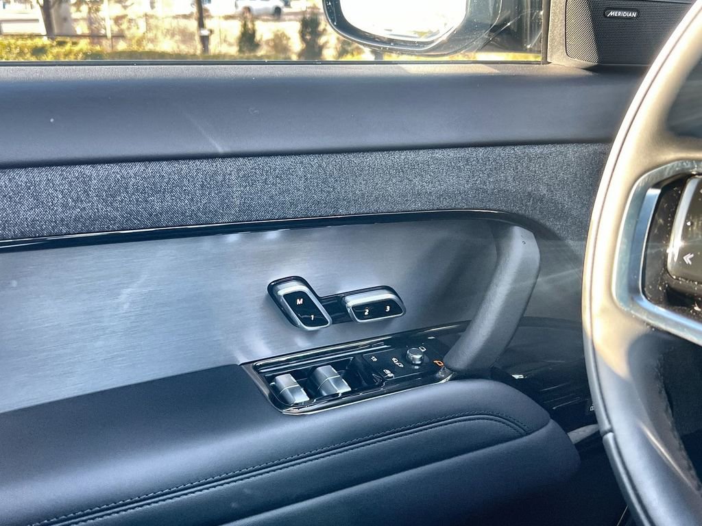 Used 2026 Land Rover Range Rover Sport SE image 20