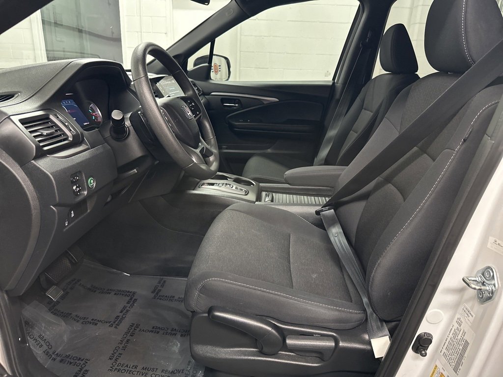 Used 2021 Honda Passport Sport image 21