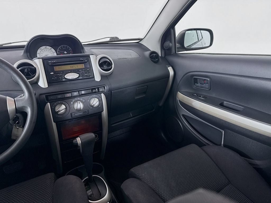 Used 2005 Scion xA FWD image 21