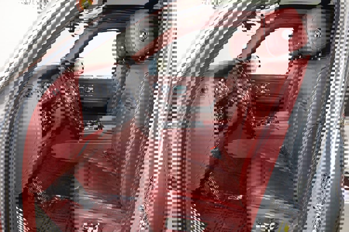 Used 2020 Rolls-Royce Cullinan image 12