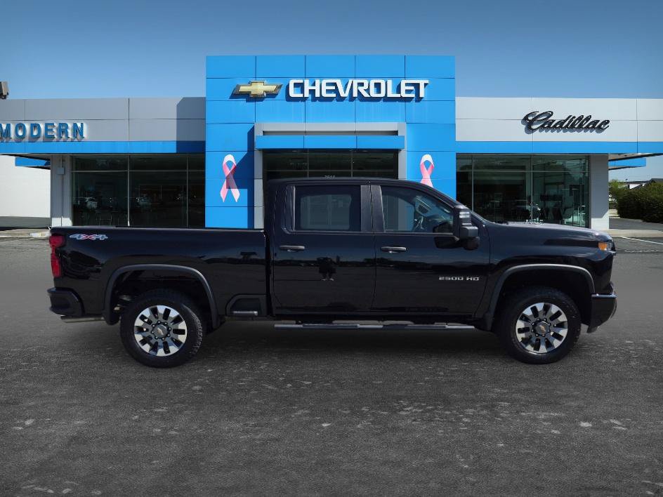 Used 2025 Chevrolet Silverado 2500 Custom AWD/4WD image 6