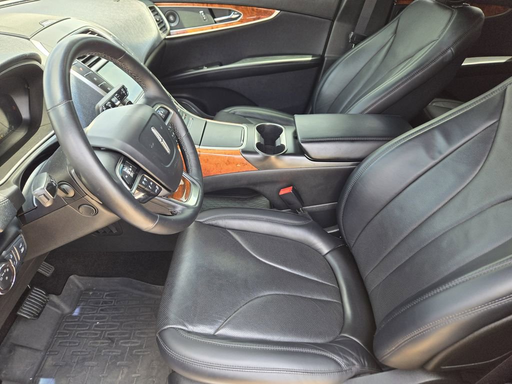Used 2020 Lincoln Nautilus Reserve w/ Equipment Group 201A AWD/4WD image 8
