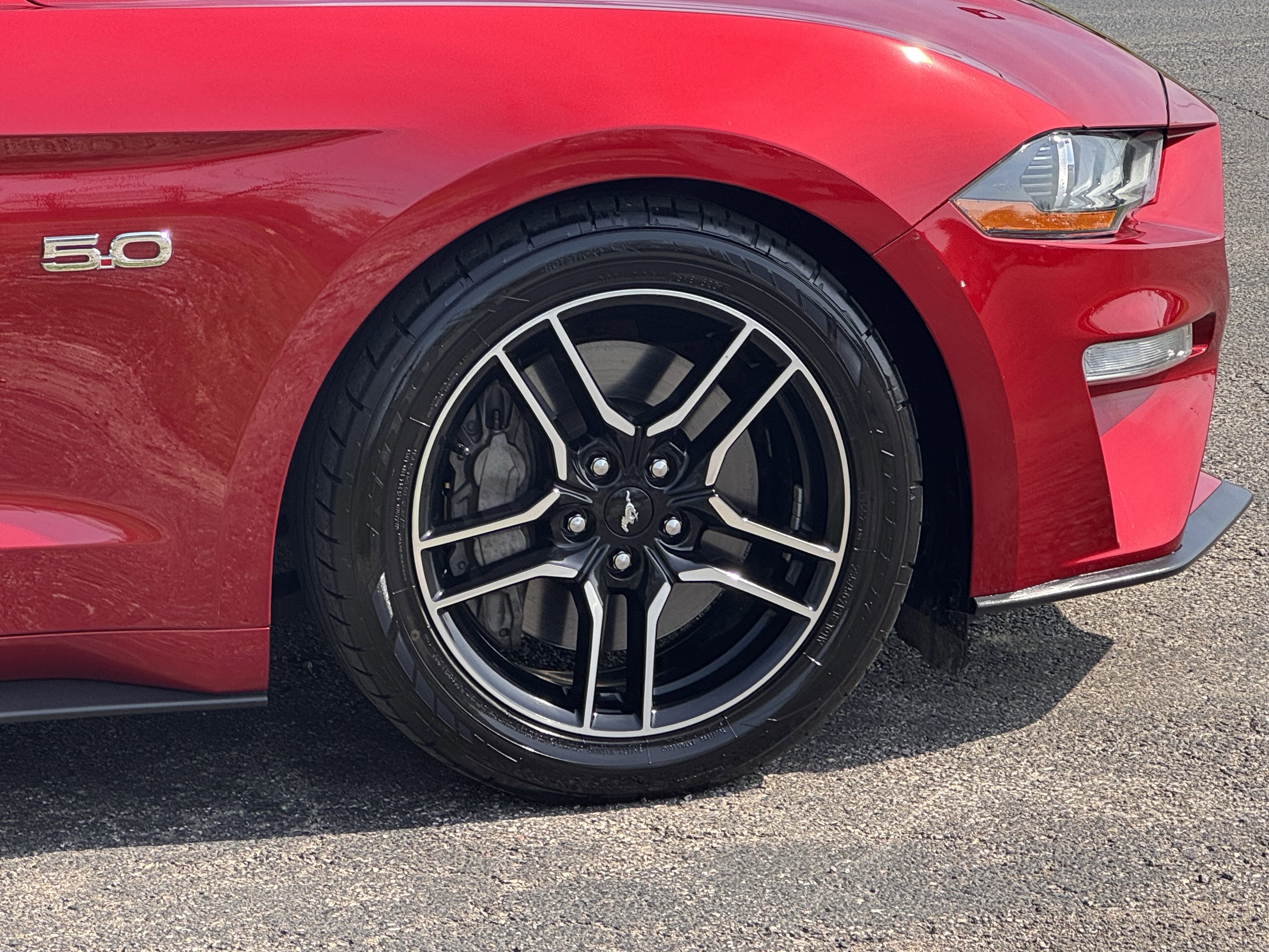 Used 2019 Ford Mustang GT Premium image 24