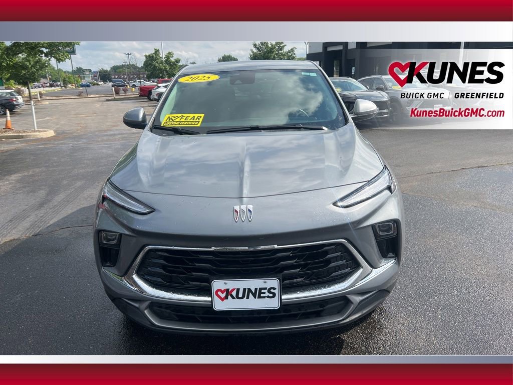 Used 2025 Buick Encore GX Preferred FWD image 12