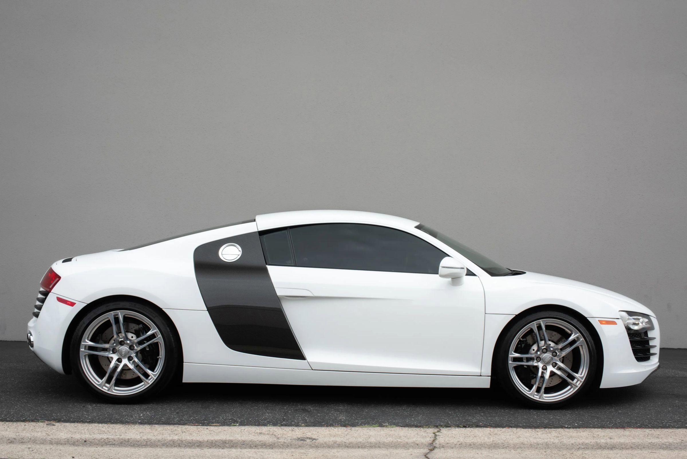 Used 2012 Audi R8 V8 AWD/4WD image 7