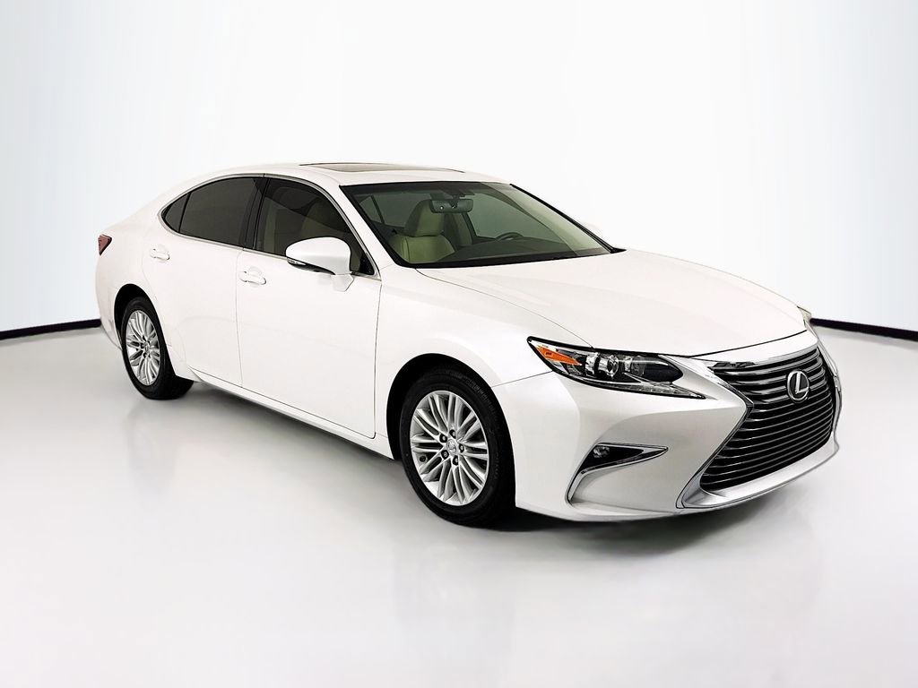 Used 2016 Lexus ES 350 w/ Accessory Package image 3
