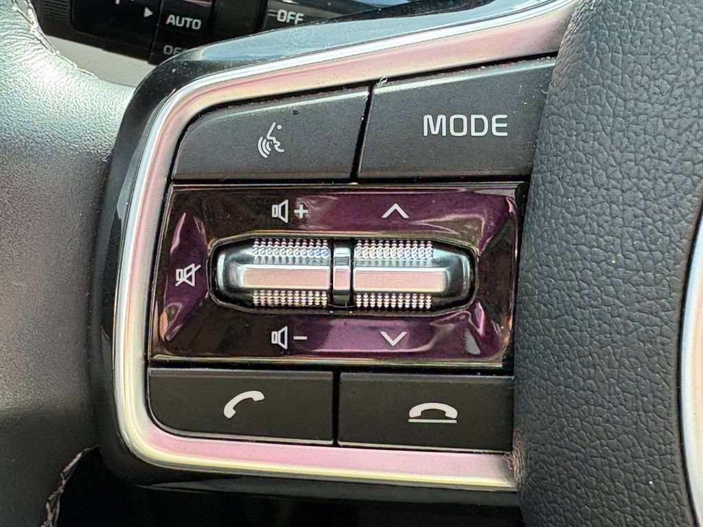 Certified 2023 Kia Sorento SX FWD image 20