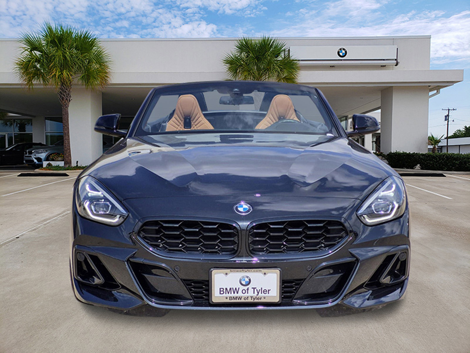 Certified 2025 BMW Z4 M40i w/ Edition RWD image 2