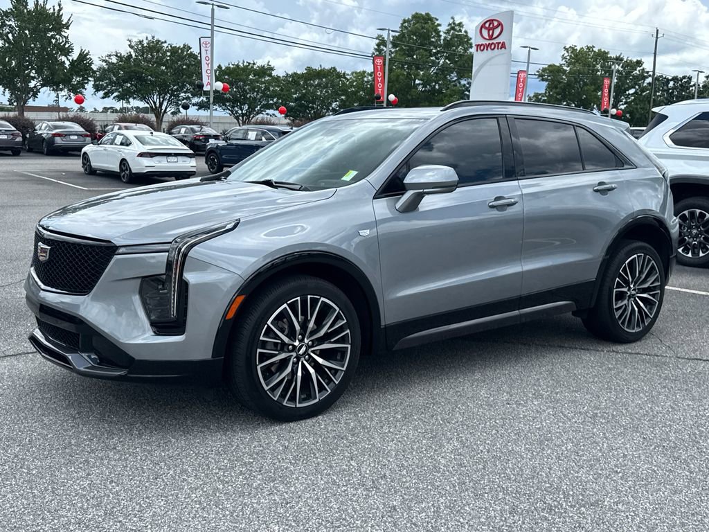 Used 2024 Cadillac XT4 Sport FWD image 7