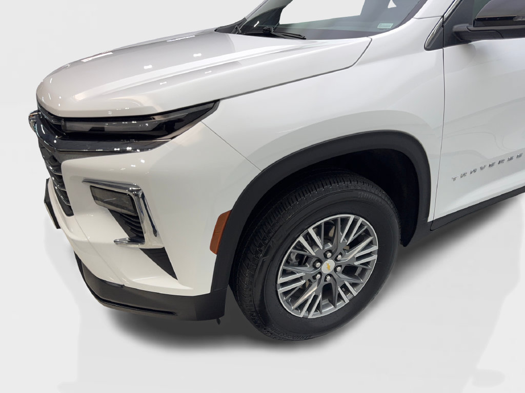 Used 2026 Chevrolet Traverse LT FWD image 20